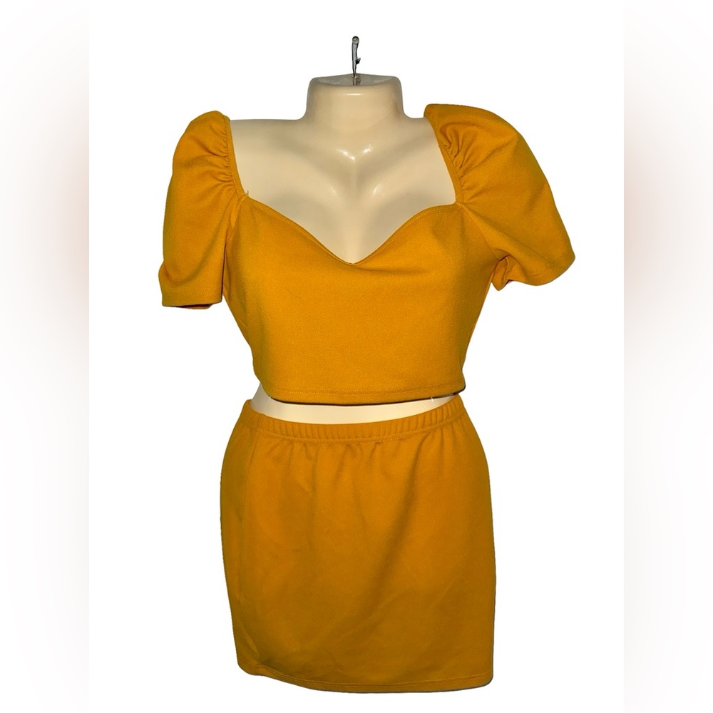 SHEIN Mustard Puff-Sleeve Sweetheart Crop Top & Mini Skirt Set
